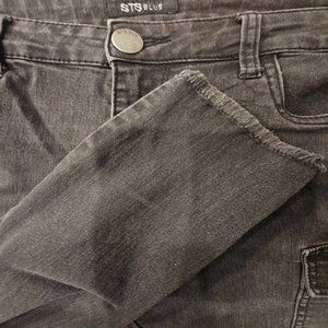 STS Black Cargo Jeans Size 7